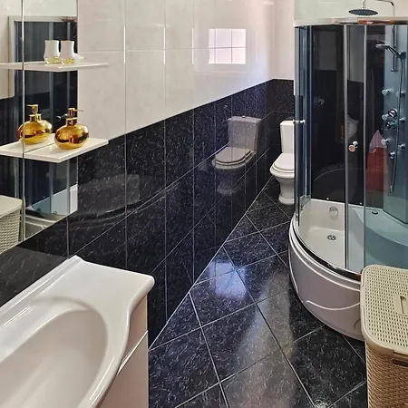 Apartment Tomy 2